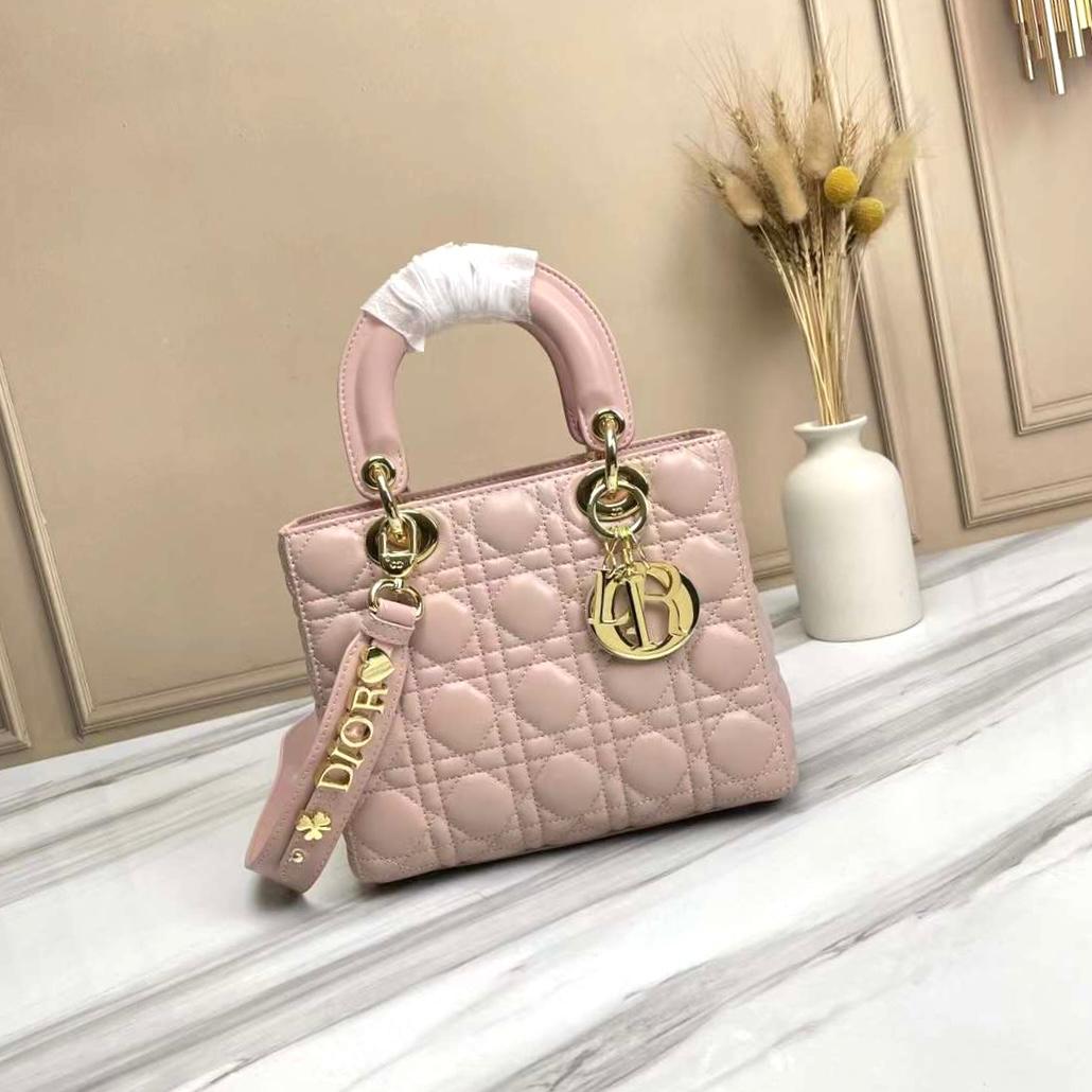Dior Lady Dior bag in pink cannage lambskin with gold-finish metal D.I.O.R. charms. image 1