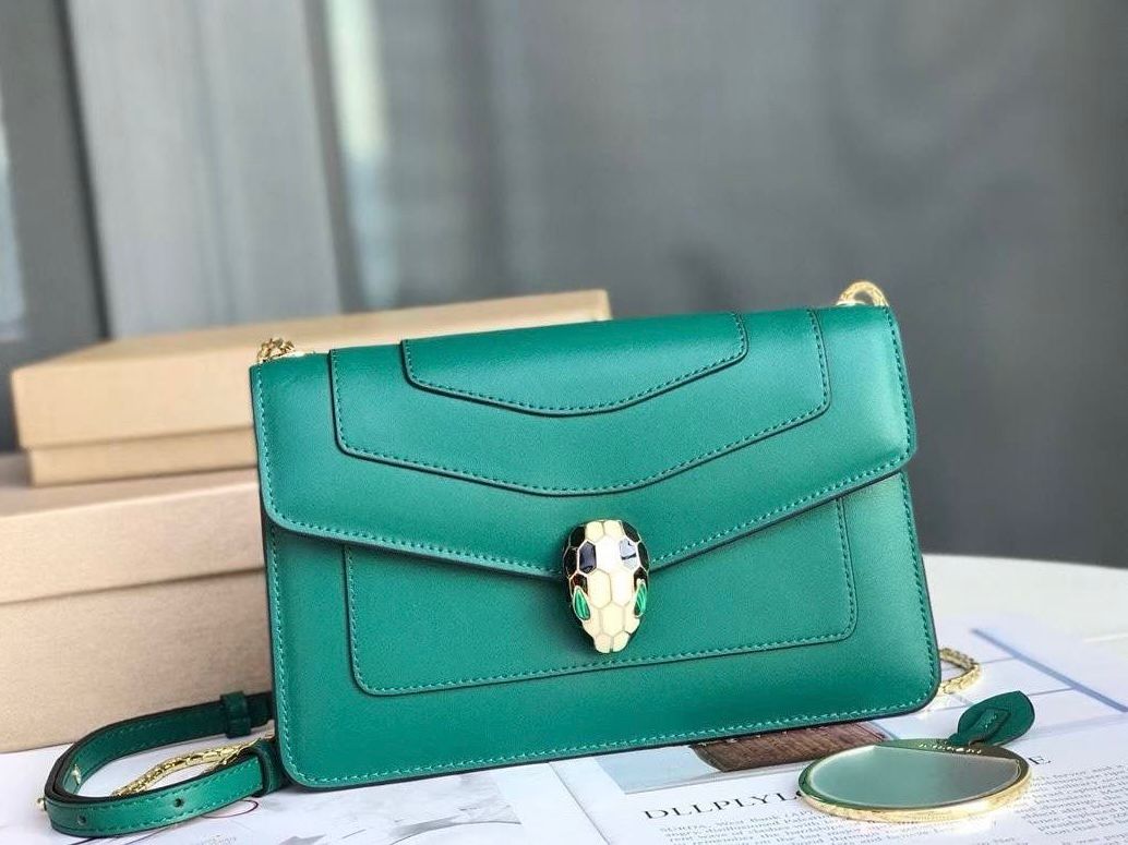 Bvlgari Serpenti Forever small crossbody bag in emerald green calf leather. image 1