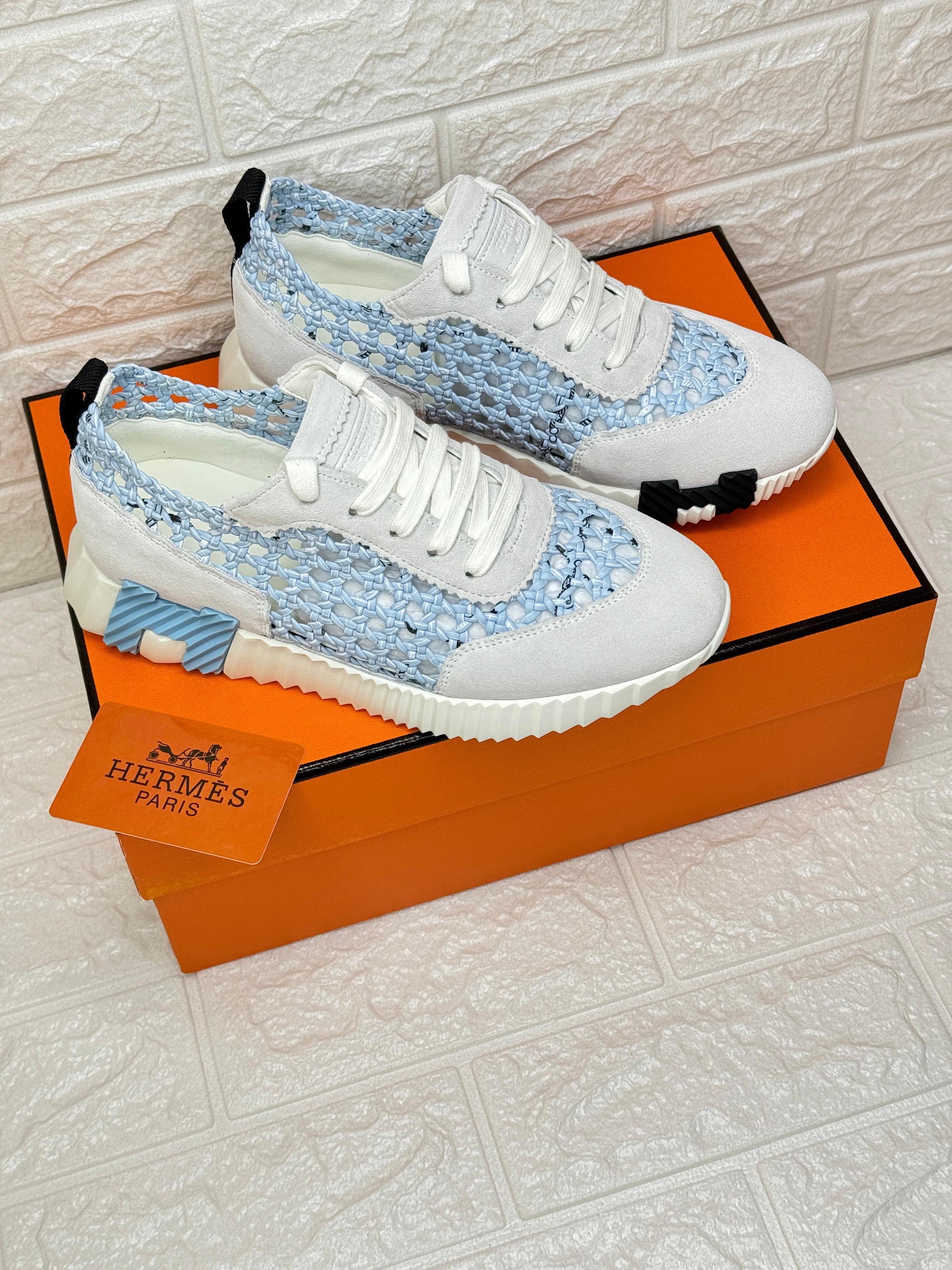 Herm?s Bouncing sneakers in a white and light blue technical mesh and suede goatskin leather. image 1