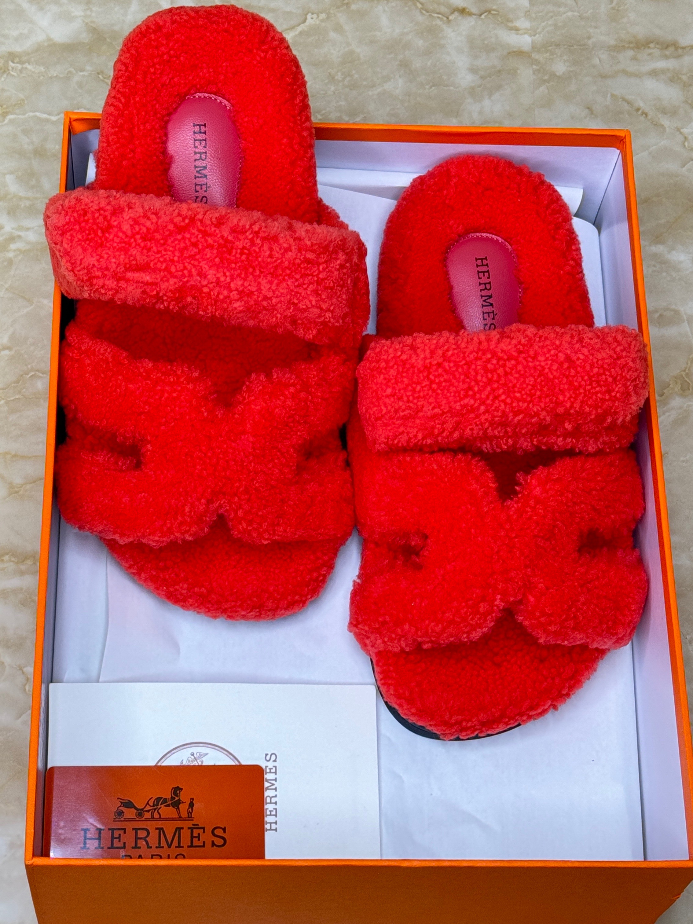 Herm?s Chypre shearling sandals in red woolskin. image 1