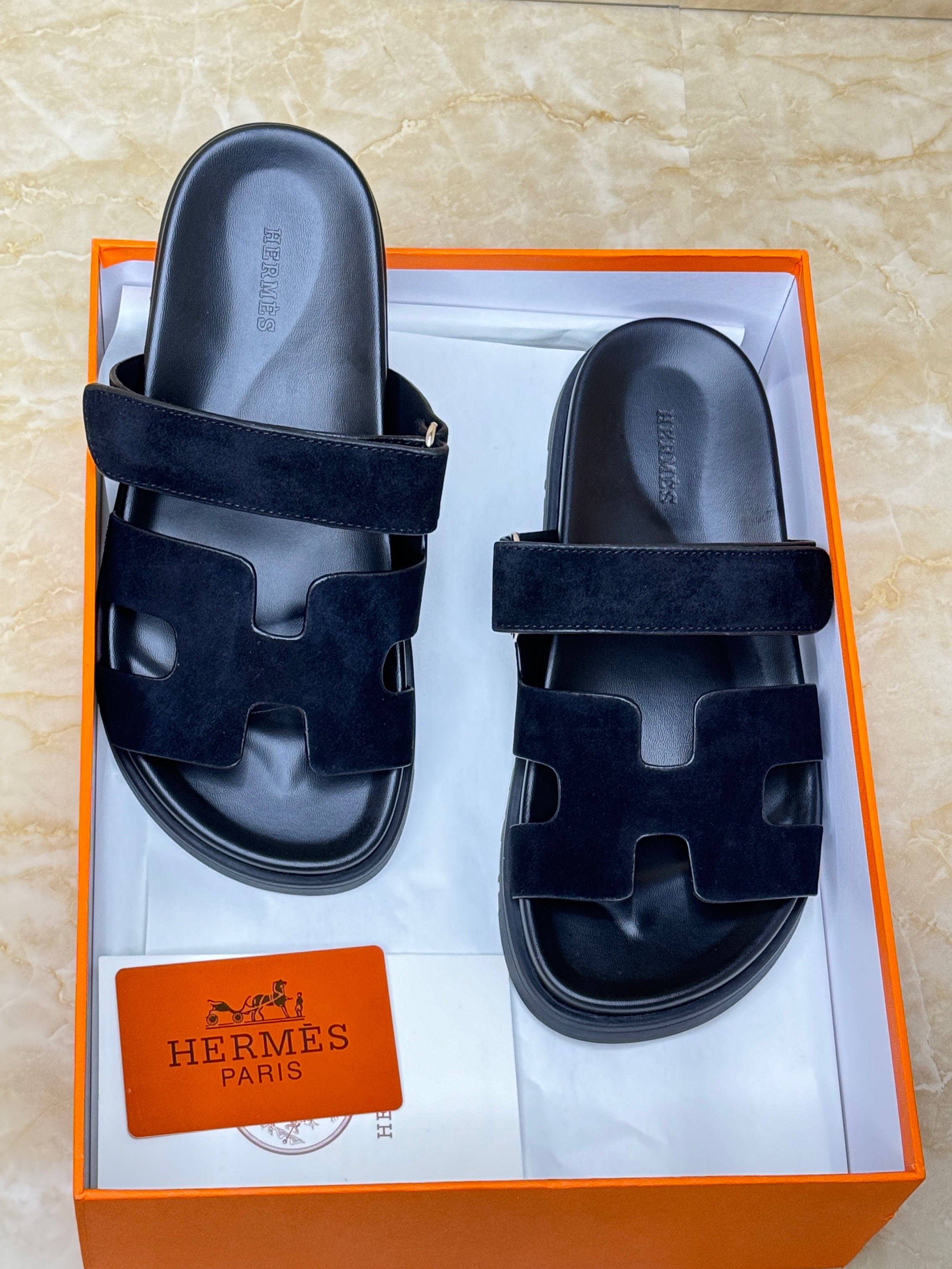 Herm?s Chypre sandals in suede goatskin and calfskin with an anatomical rubber sole. image 1